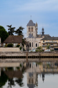 LA BELLE ENDORMIE
