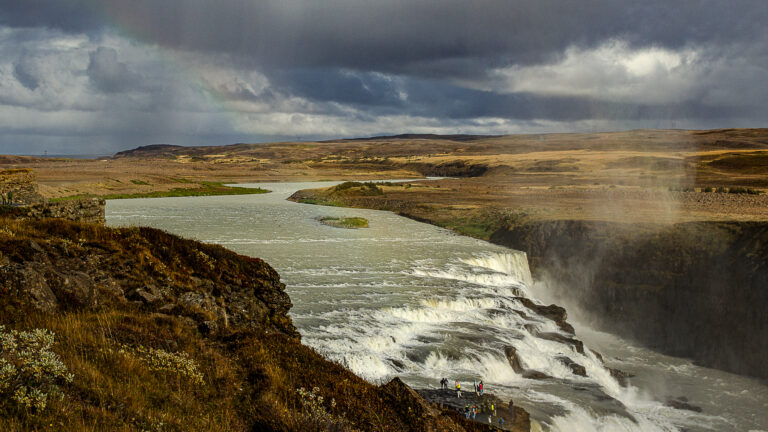 Yves Morio : « Et au milieu coule une rivière  » #photodumois